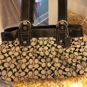 Coach vintage shoulder bag
